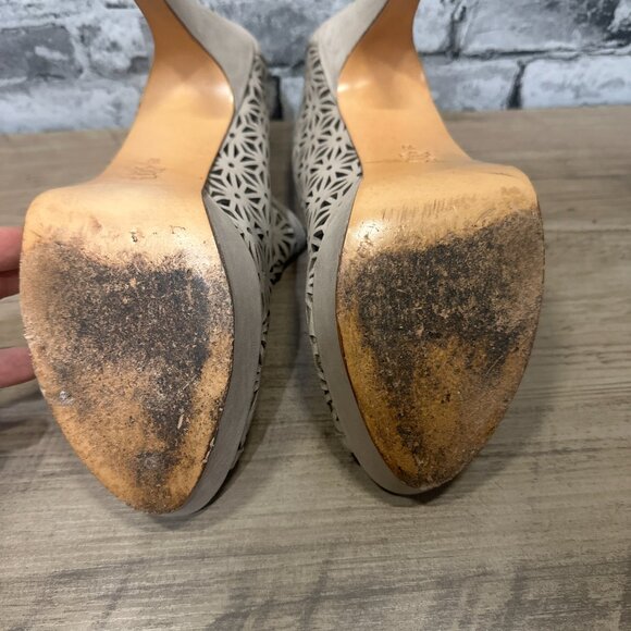 NWT Kelsi Dagger Warm Gray Heels Size 10 IN BOX - Picture 10 of 14